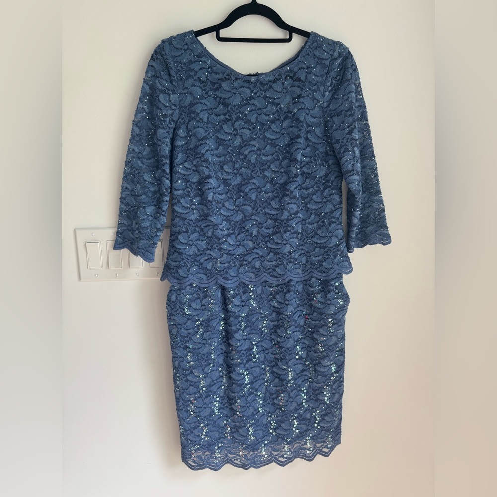 ALEX EVENINGS Periwinkle Sequin Scalloped Lace 3/4 Sleeve Mock Dress 6 US - Picture 4 of 14